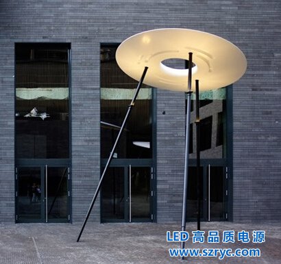 LED看成UFO！眼瞎還是太像？